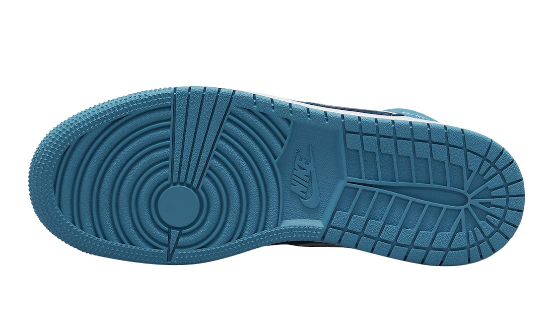 Air Jordan 1 Mid GS Washed Denim - Image 6