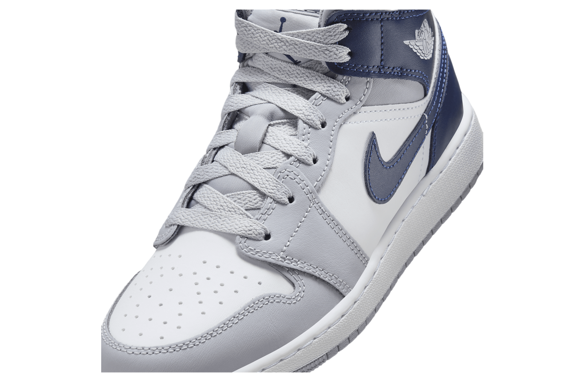 Air Jordan 1 Mid GS White / Wolf Grey / Midnight Navy - Image 7