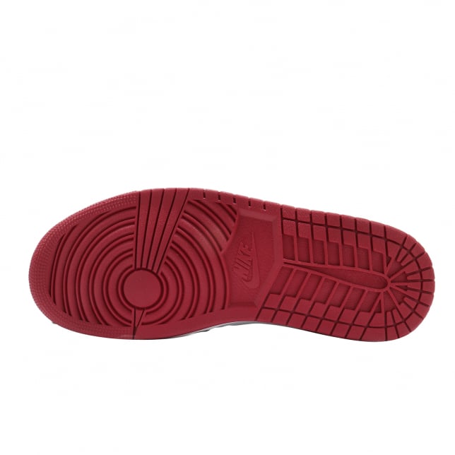 Air Jordan 1 Mid Metallic Red - Image 4