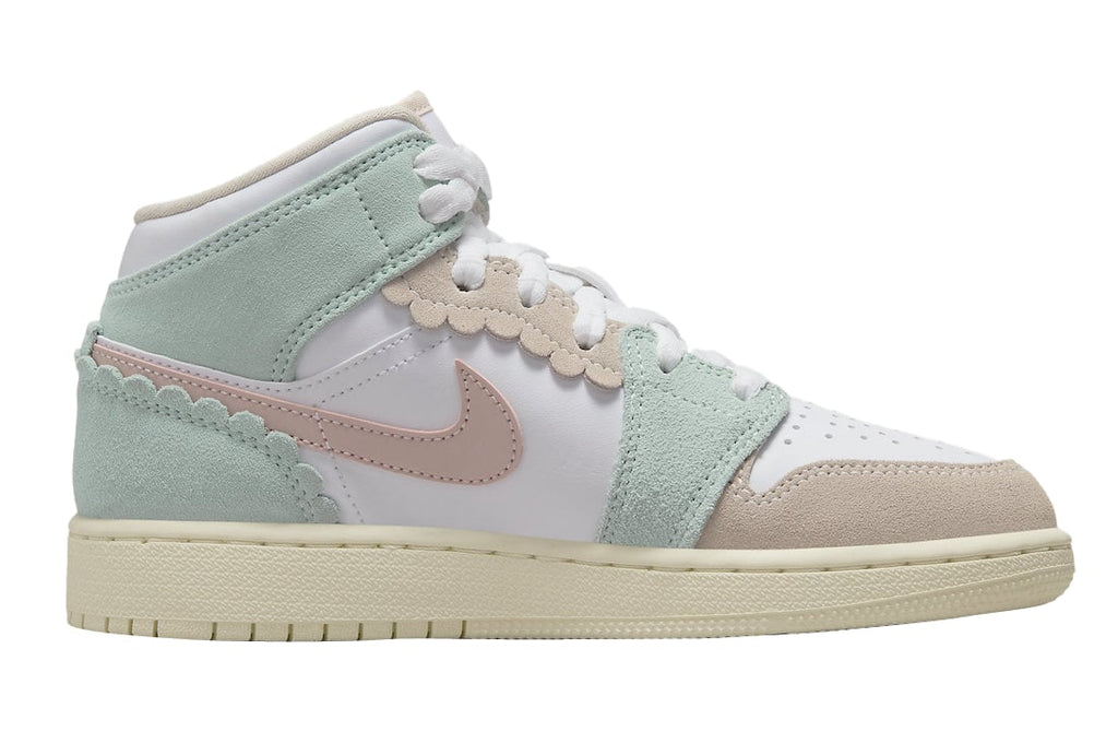Air Jordan 1 Mid SE GS Pink Oxford - Image 3