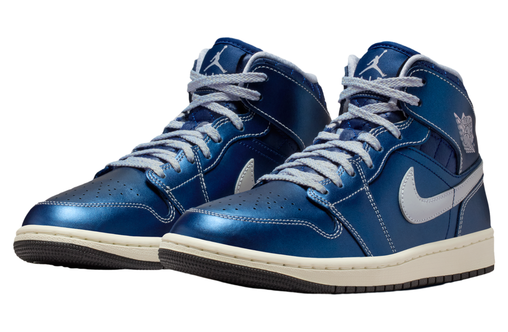 Air Jordan 1 Mid WMNS Black / Coconut Milk - Image 2