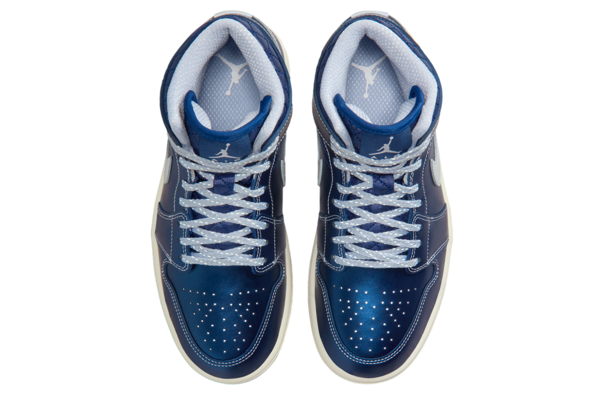 Air Jordan 1 Mid WMNS Black / Coconut Milk - Image 7