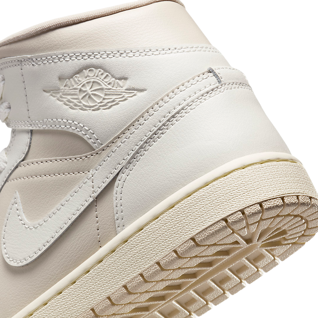 Air Jordan 1 Mid WMNS Muslin / Sail - Image 8