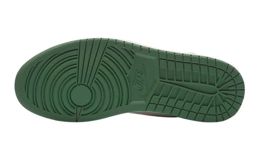 Air Jordan 1 Retro High OG Pine Green - Image 6