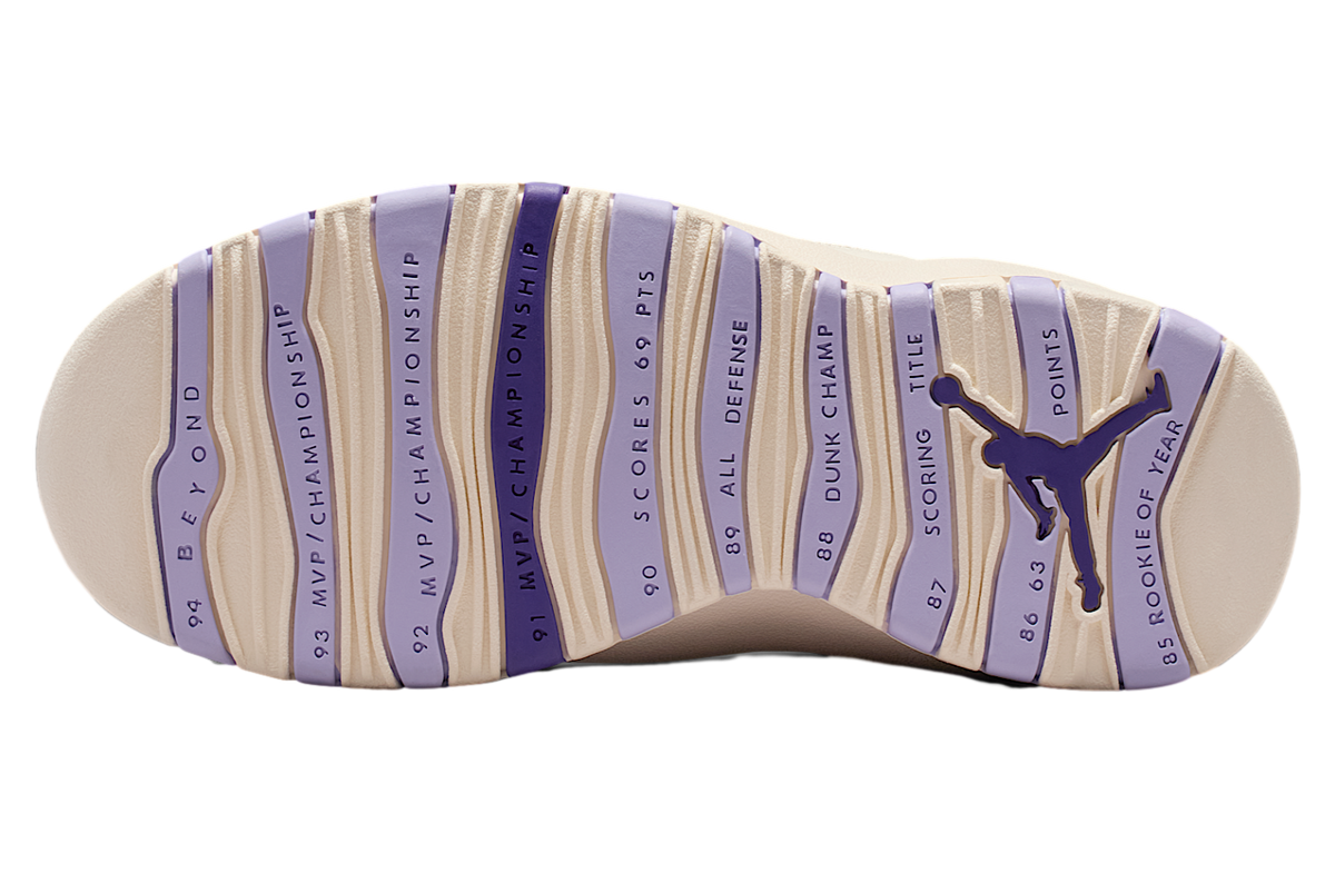 Air Jordan 10 WMNS Hydrangeas - Image 2