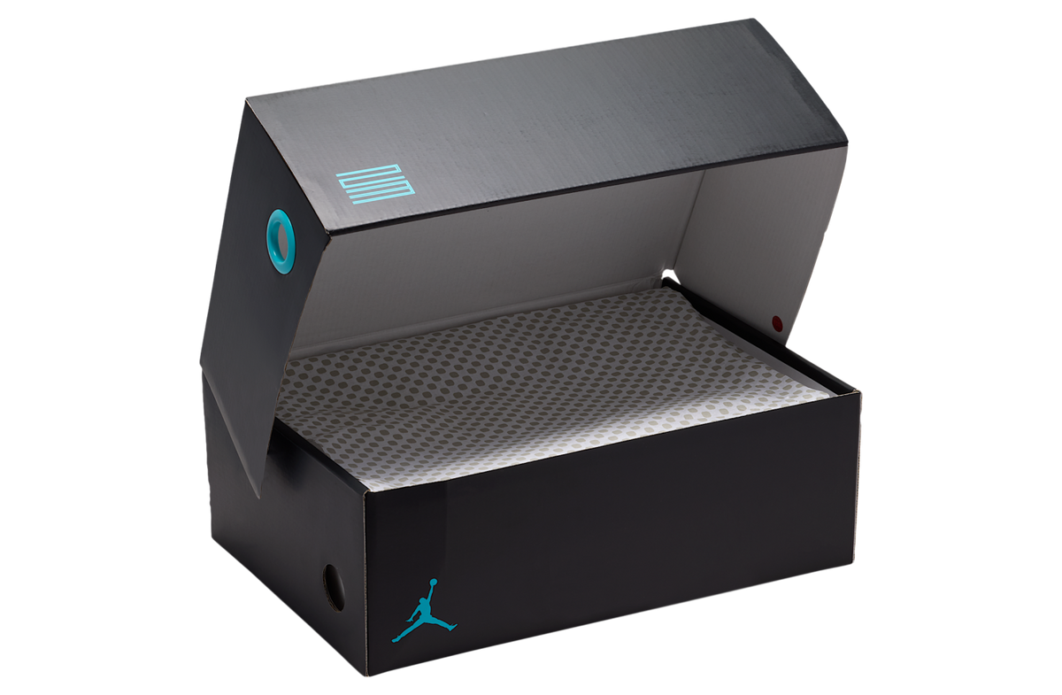 Air Jordan 11 Gamma GS Black / Varsity Maize - Image 10