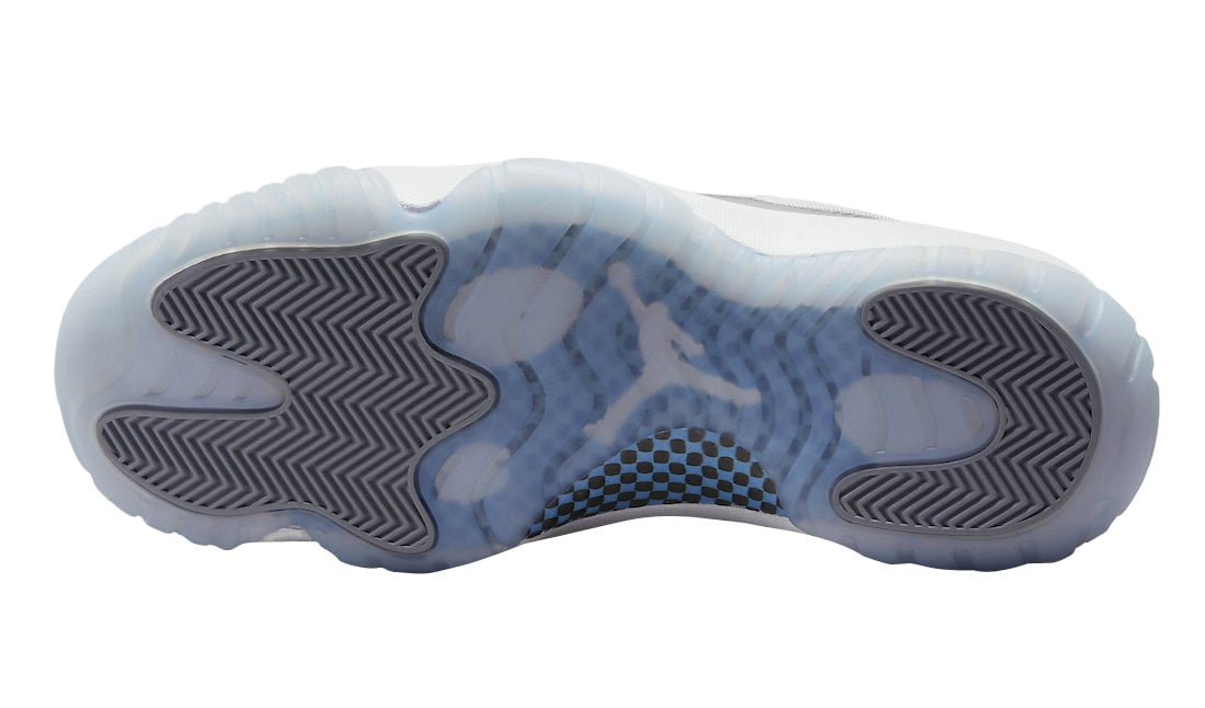 Air Jordan 11 Low Cement Grey - Image 6