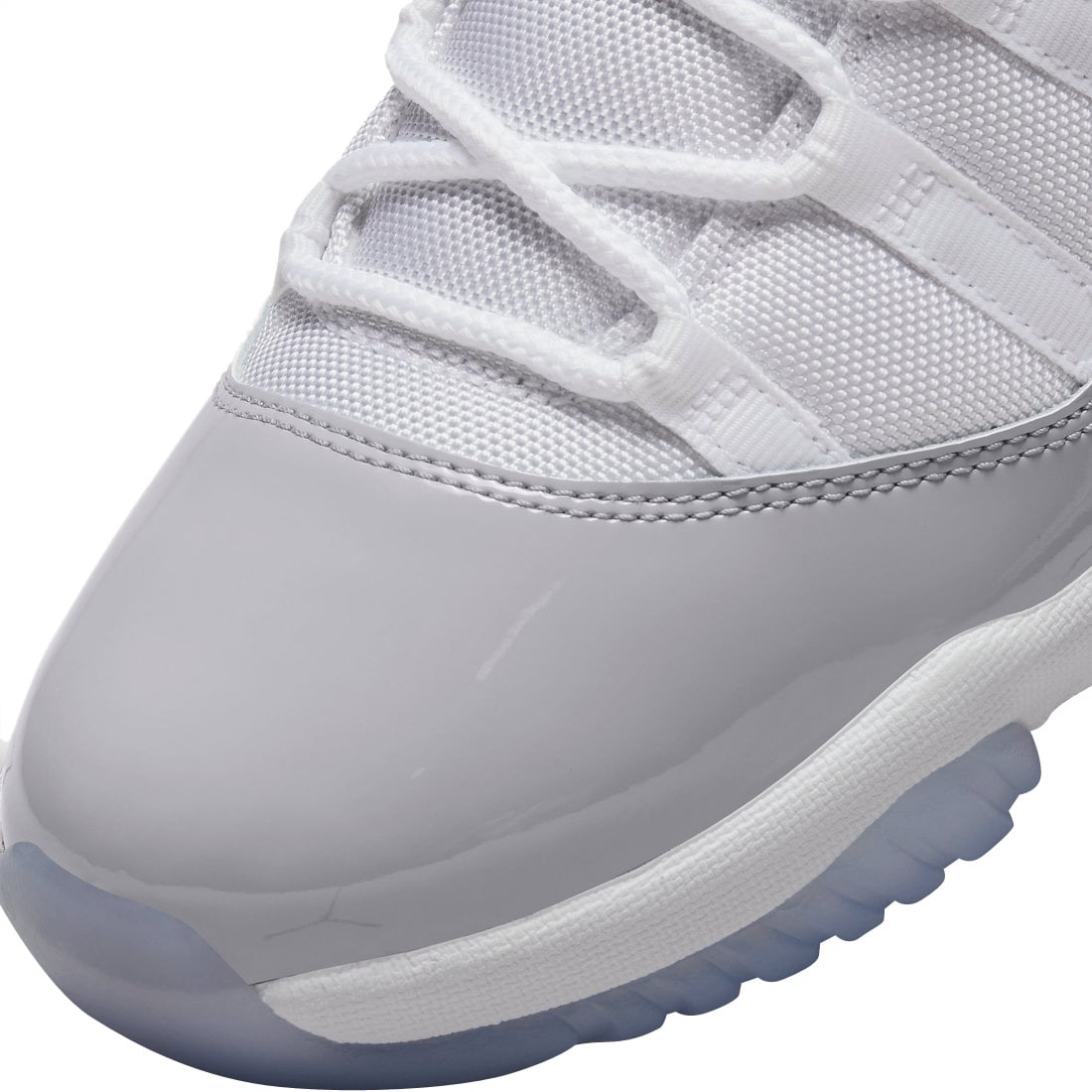 Air Jordan 11 Low Cement Grey - Image 7