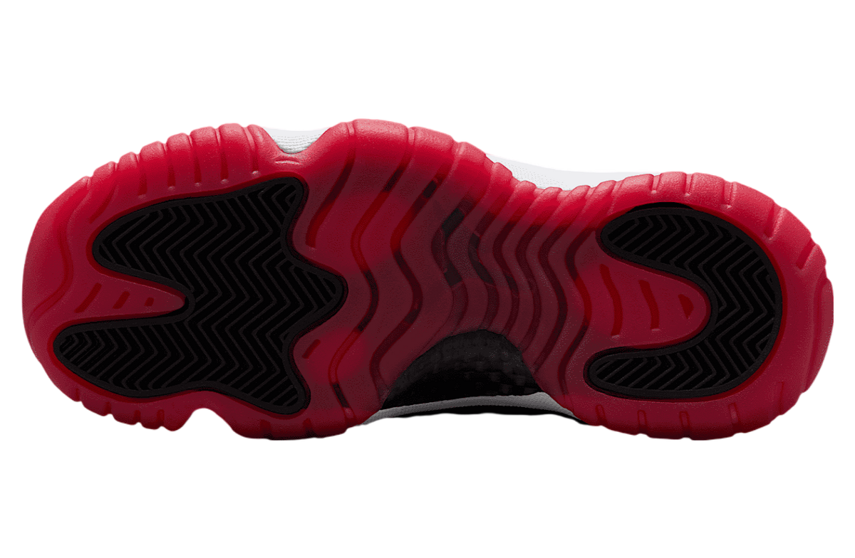 Air Jordan 11 Low GS Black / White - Image 2