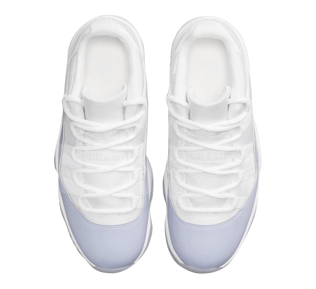 Air Jordan 11 Low WMNS Pure Violet - Image 4