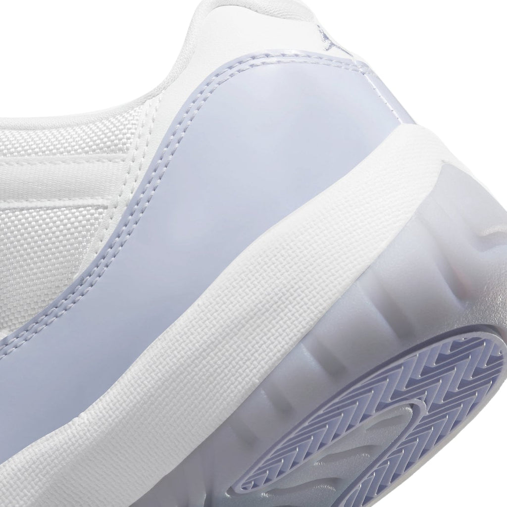 Air Jordan 11 Low WMNS Pure Violet - Image 8