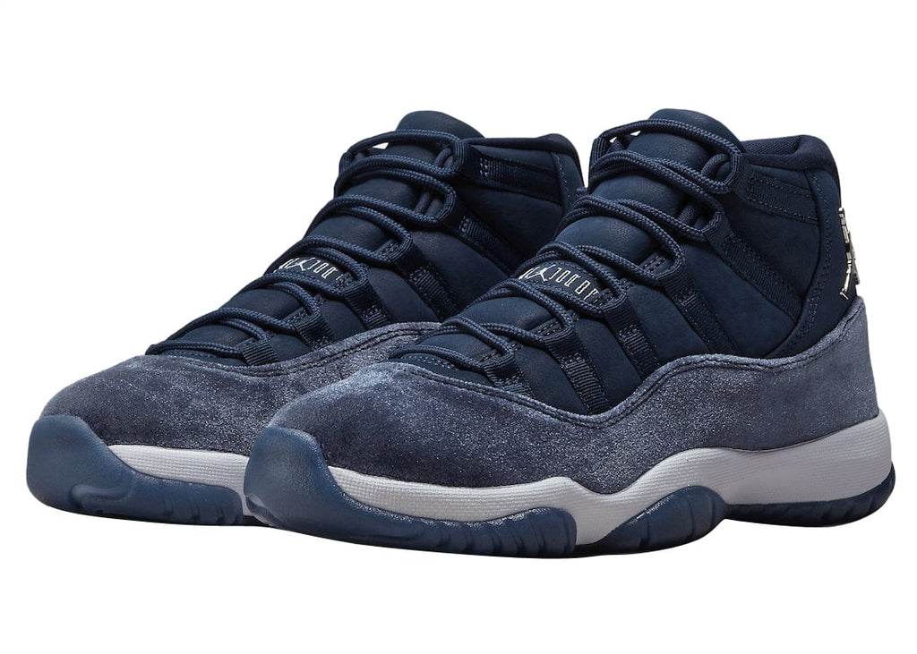 Air Jordan 11 Velvet WMNS Midnight Navy - Image 2