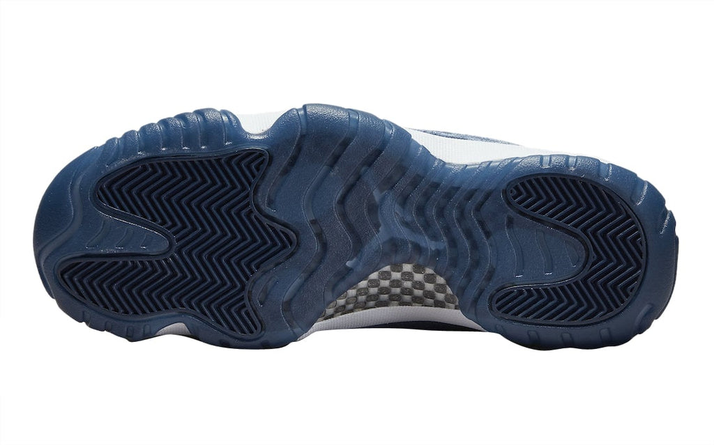 Air Jordan 11 Velvet WMNS Midnight Navy - Image 6