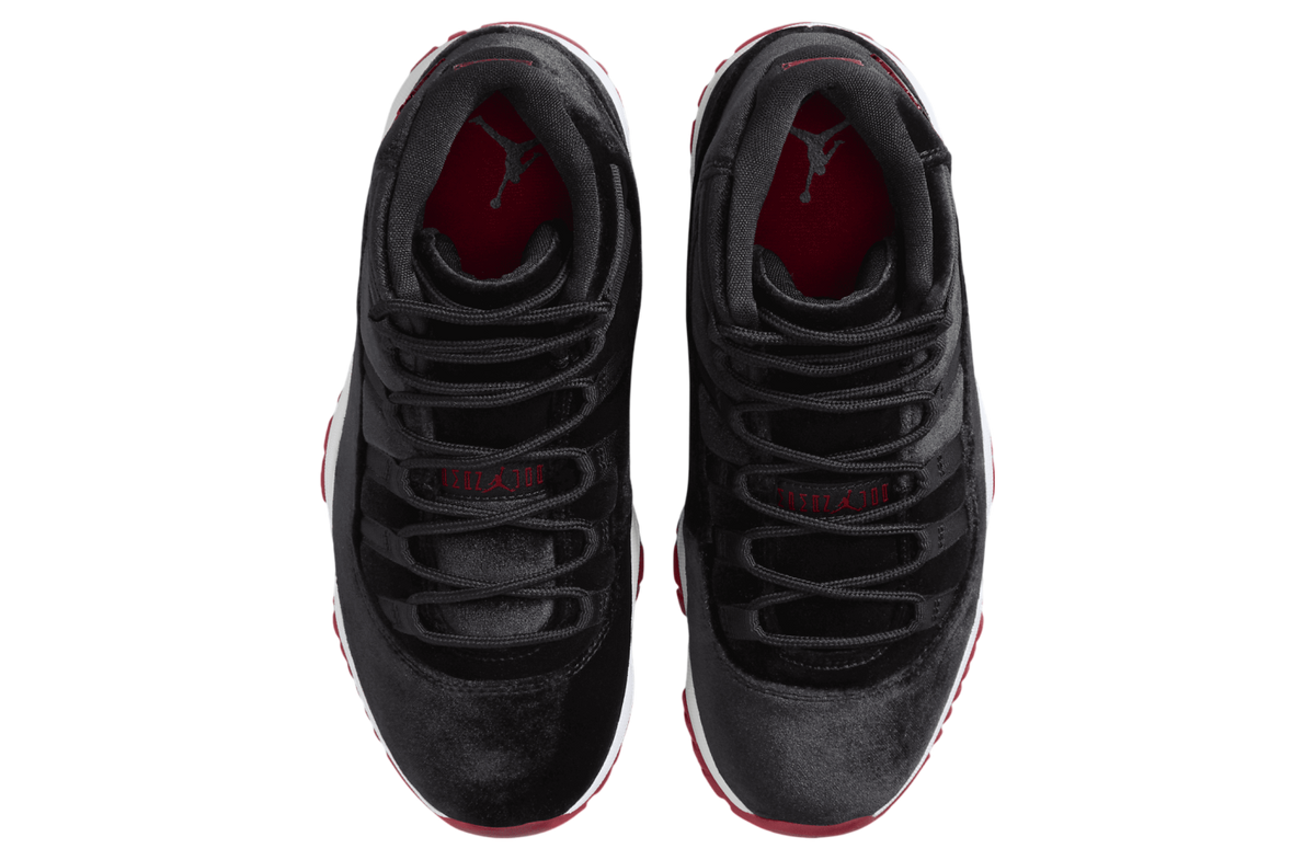 Air Jordan 11 WMNS Bred Velvet - Image 4