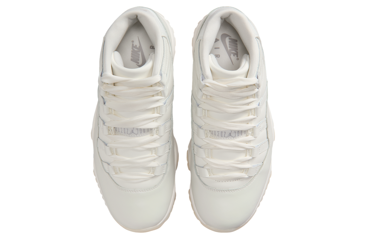 Air Jordan 11 WMNS Pearl - Image 4