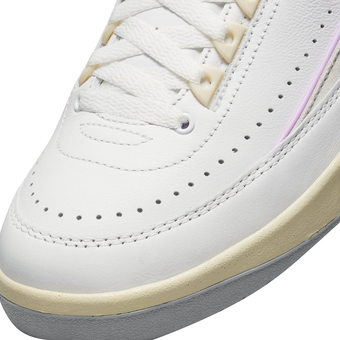 Air Jordan 2 Low WMNS Look Up In The Air - Image 7