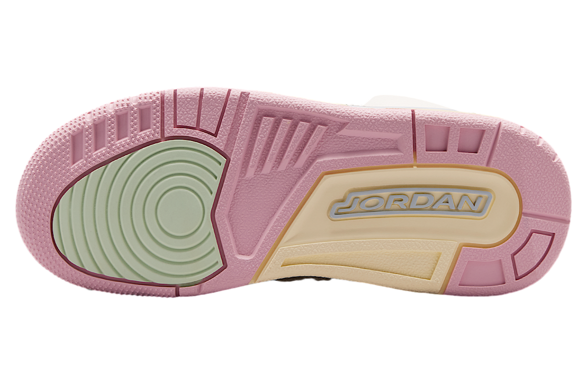 Air Jordan 3 GS Sail / Jade Aura - Image 2