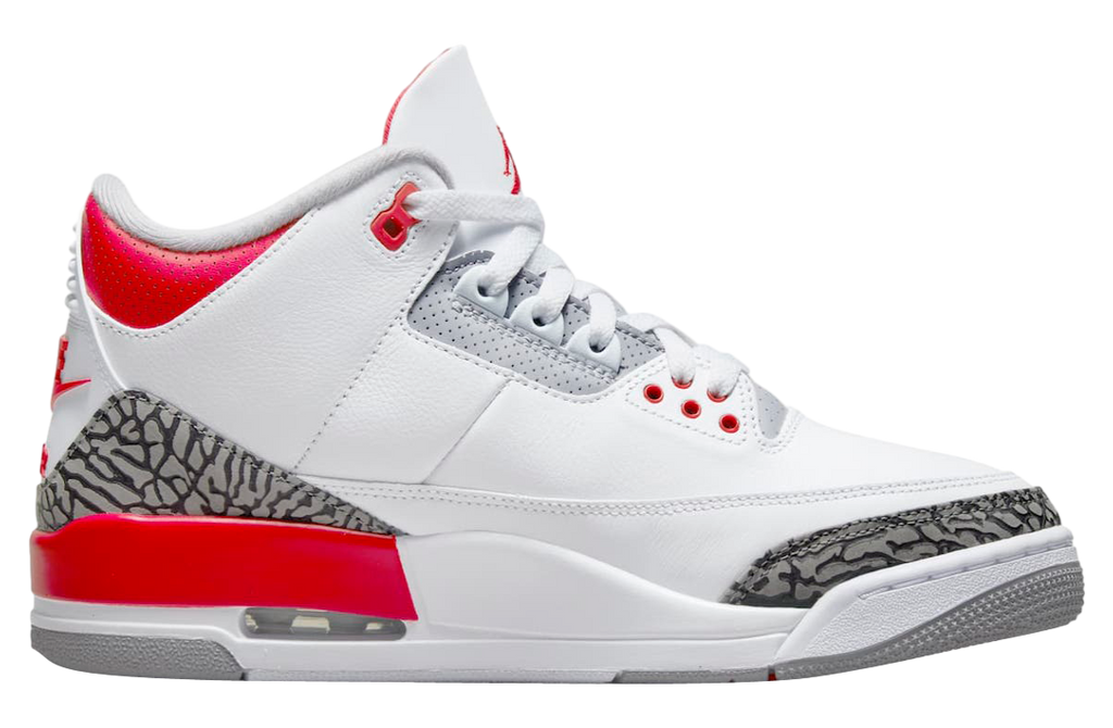 Air Jordan 3 OG Fire Red 2022 - Image 3