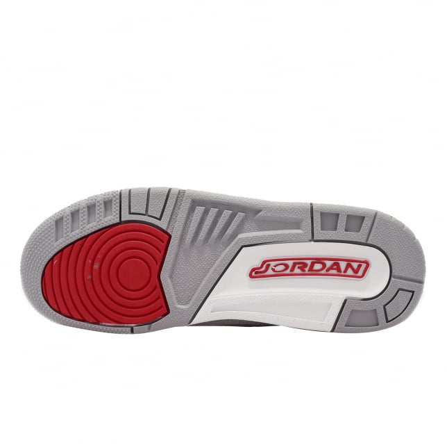 Air Jordan 3 OG GS Fire Red 2022 - Image 4