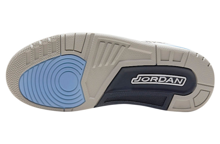 Air Jordan 3 UNC - Image 6