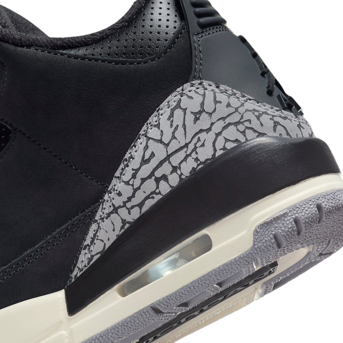 Air Jordan 3 WMNS Off Noir - Image 7