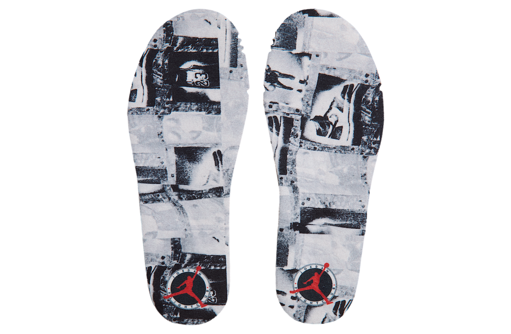 Air Jordan 4 Flight Club GS Sail / University Red - Image 9