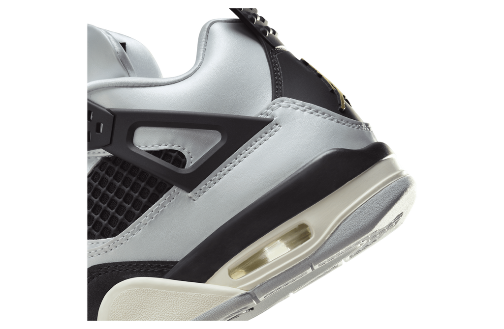 Air Jordan 4 GS Pure Platinum - Image 8