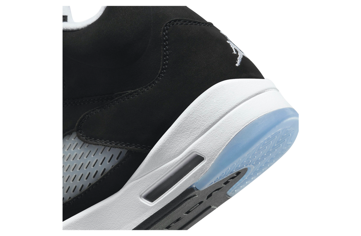 Air Jordan 5 Oreo 2021 - Image 9