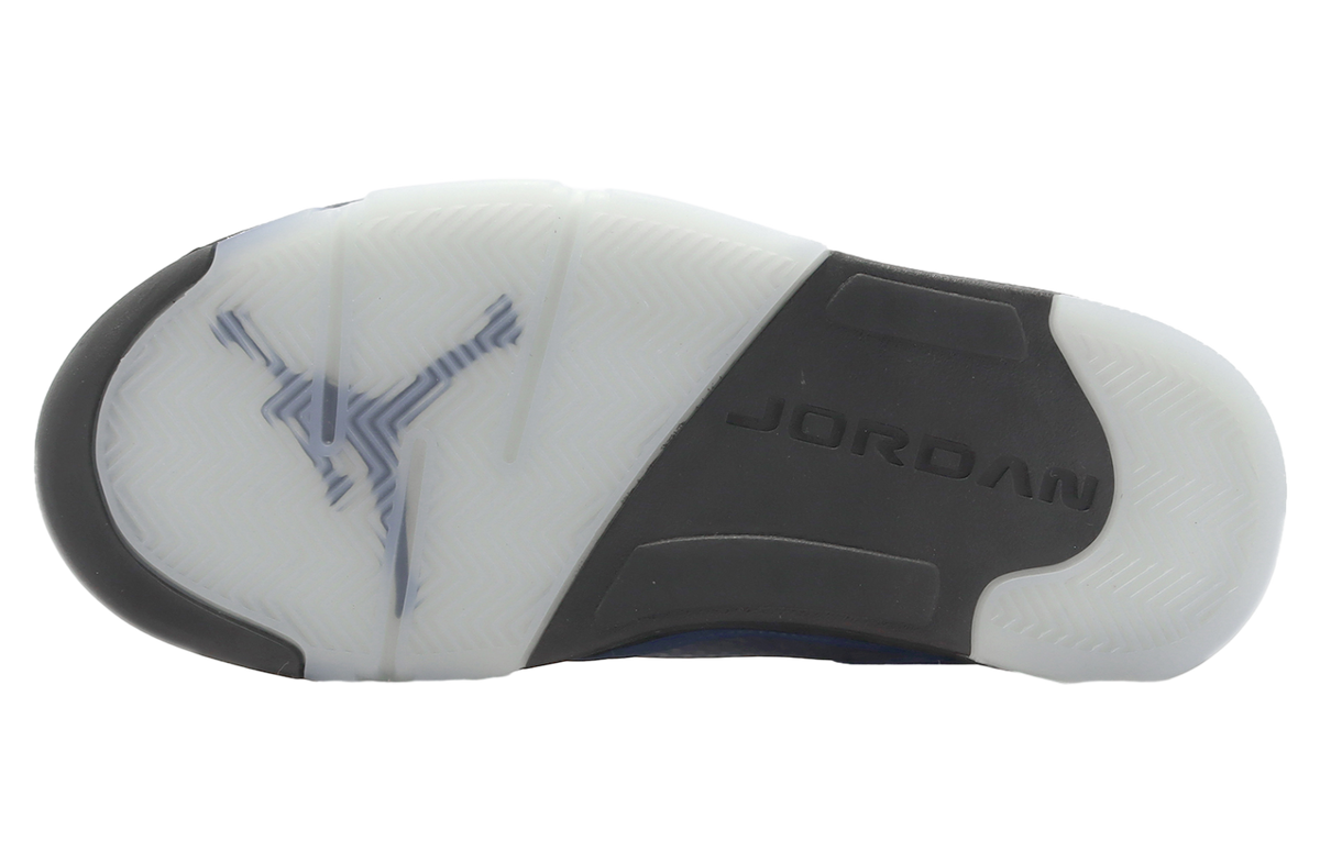 Air Jordan 5 UNC - Image 4