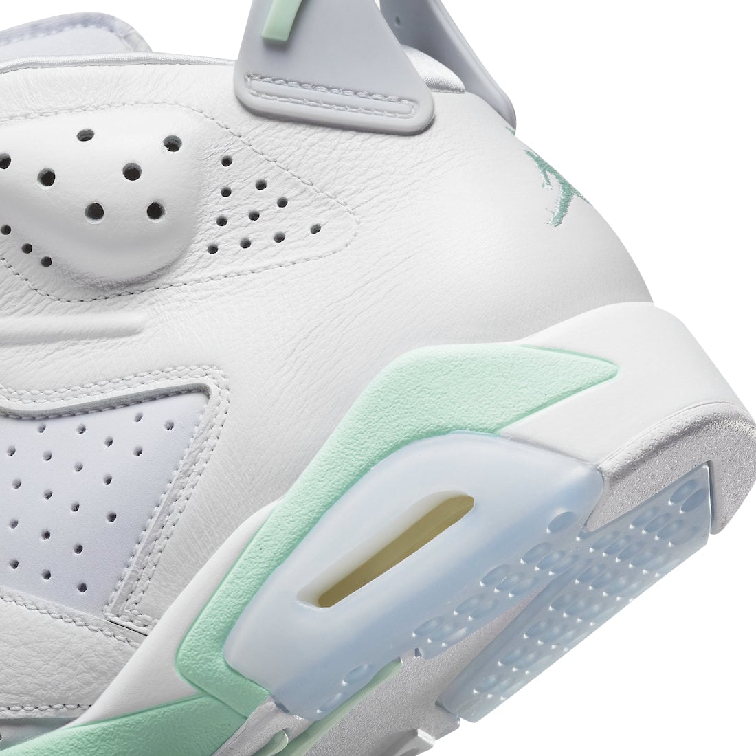 Air Jordan 6 WMNS Mint Foam - Image 8