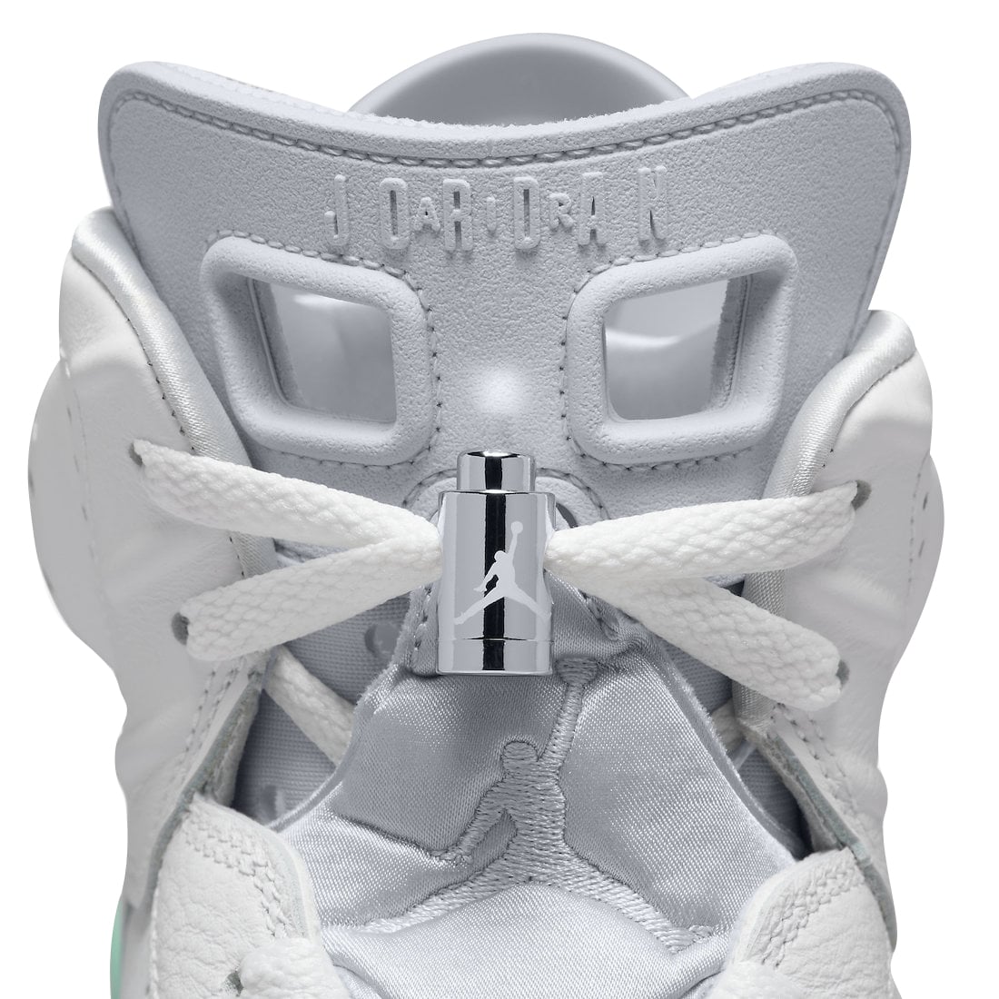 Air Jordan 6 WMNS Mint Foam - Image 9