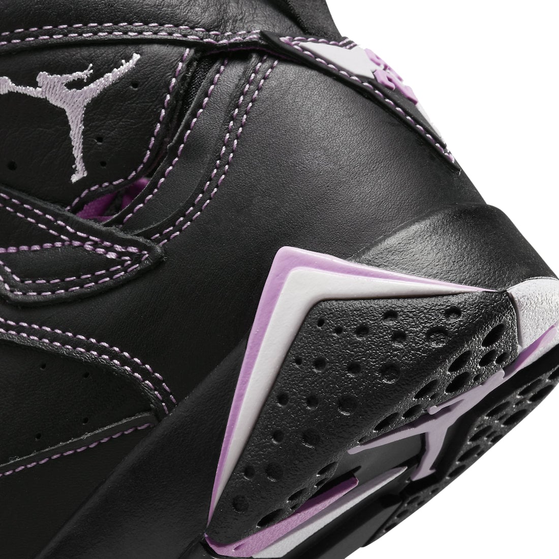 Air Jordan 7 GS Barely Grape - Image 8