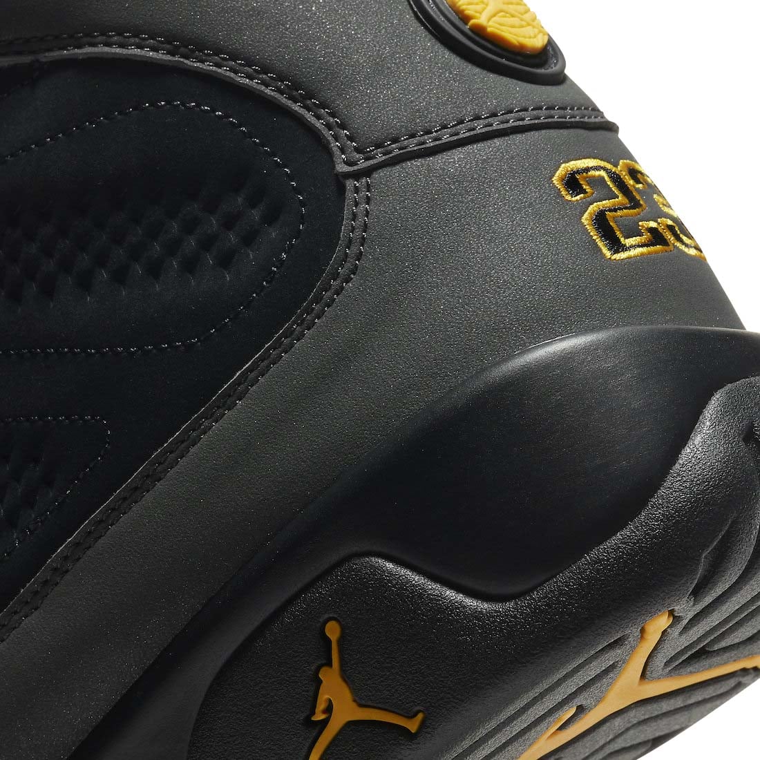 Air Jordan 9 University Gold - Image 8