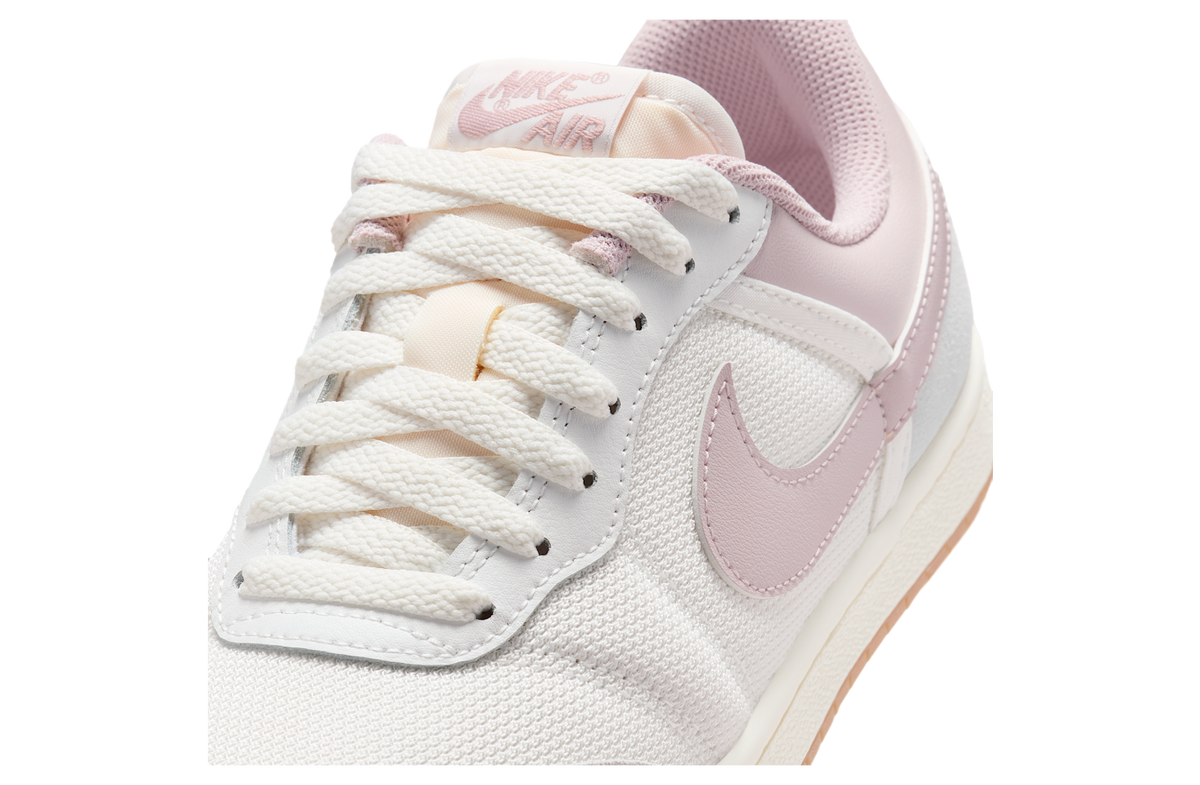 Air Jordan Skyline Low WMNS Summit White / Neutral Grey - Image 7
