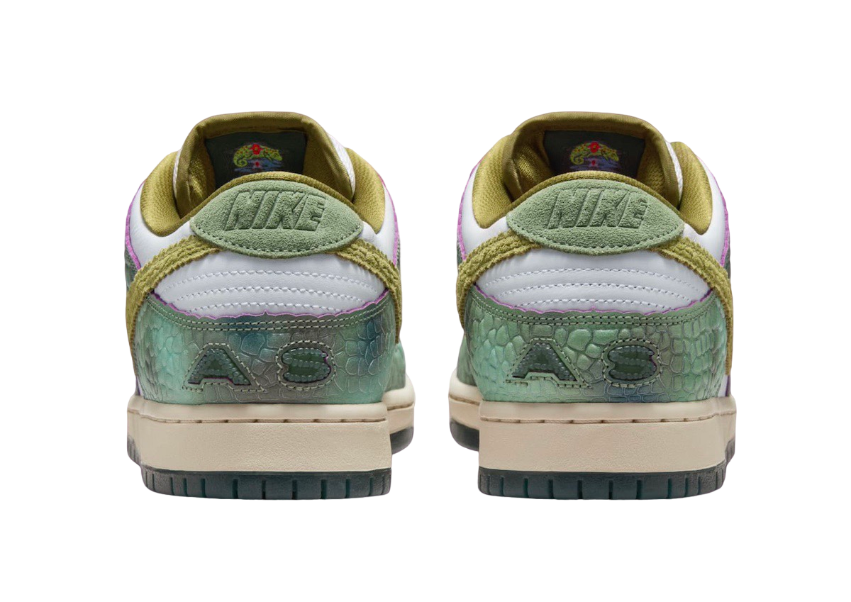 Alexis Sablone x Nike SB Dunk Low - Image 5