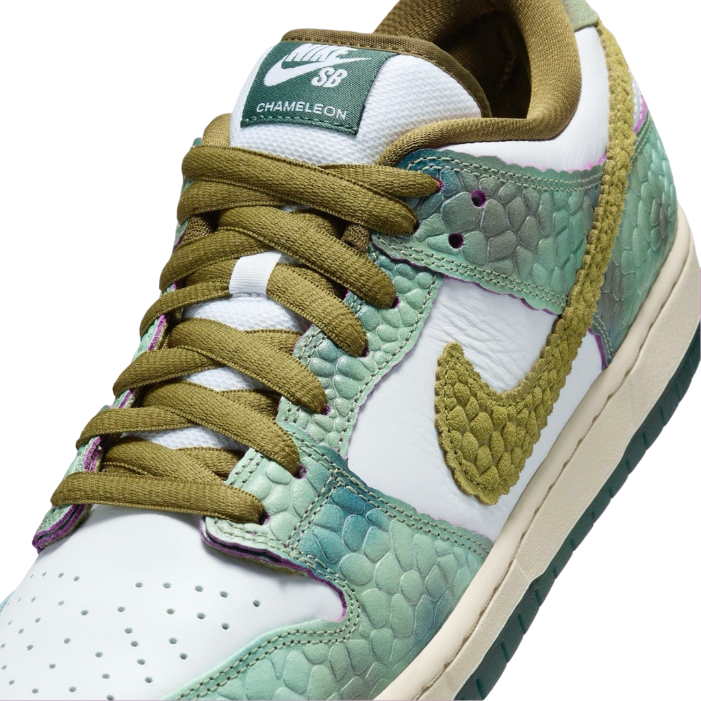Alexis Sablone x Nike SB Dunk Low - Image 7