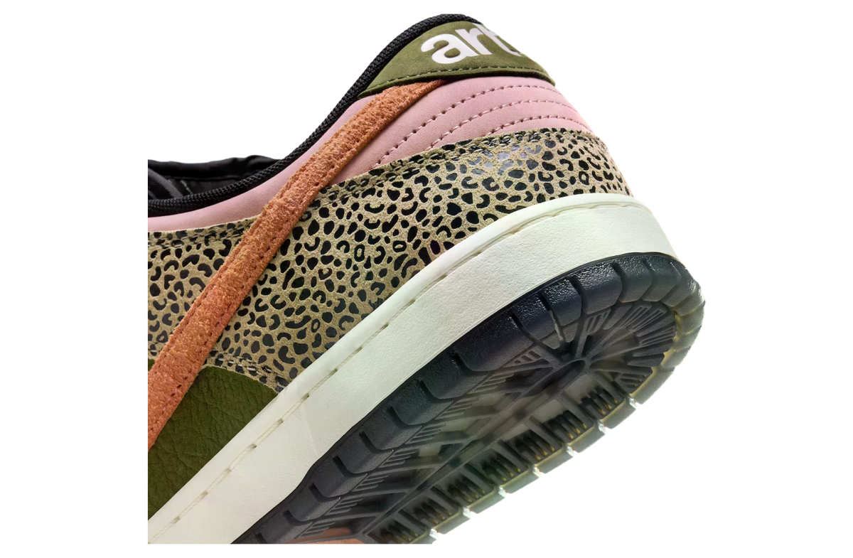 Arts-Rec x Nike SB Dunk Low - Image 8