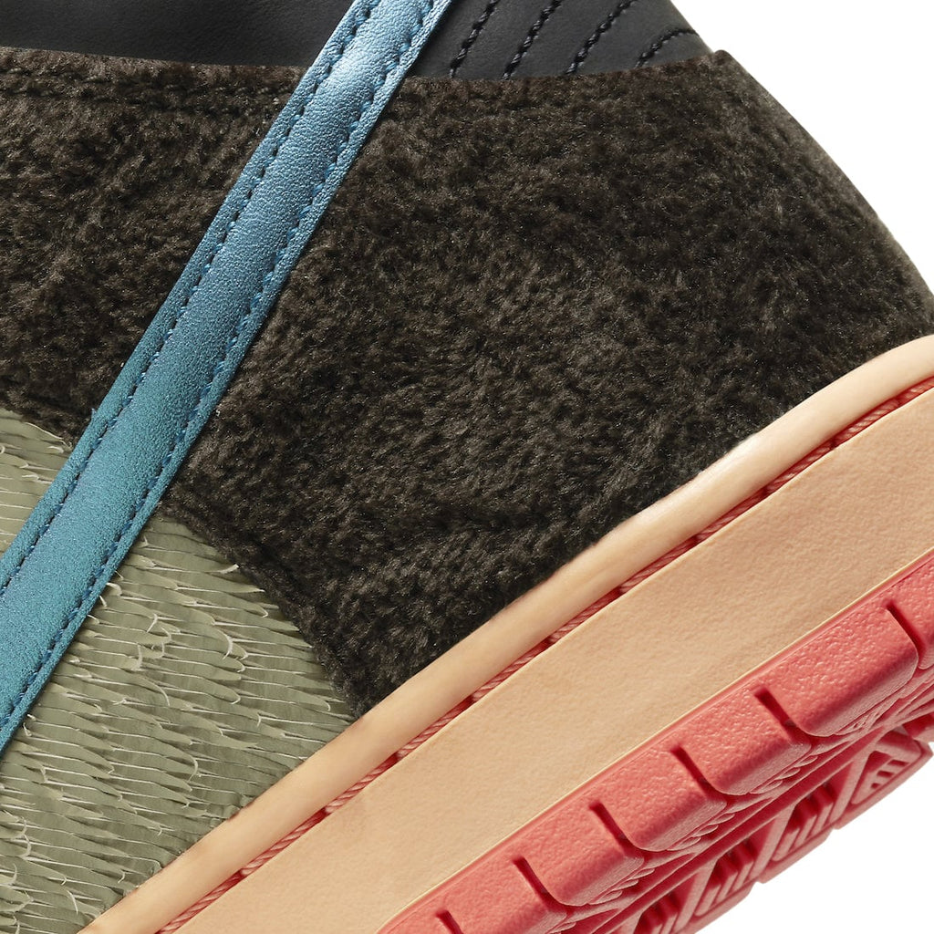 Concepts x Nike SB Dunk High TurDUNKen - Image 8