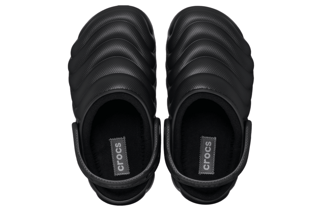 Crocs Classic Lined Overpuff Clog Black - Image 3