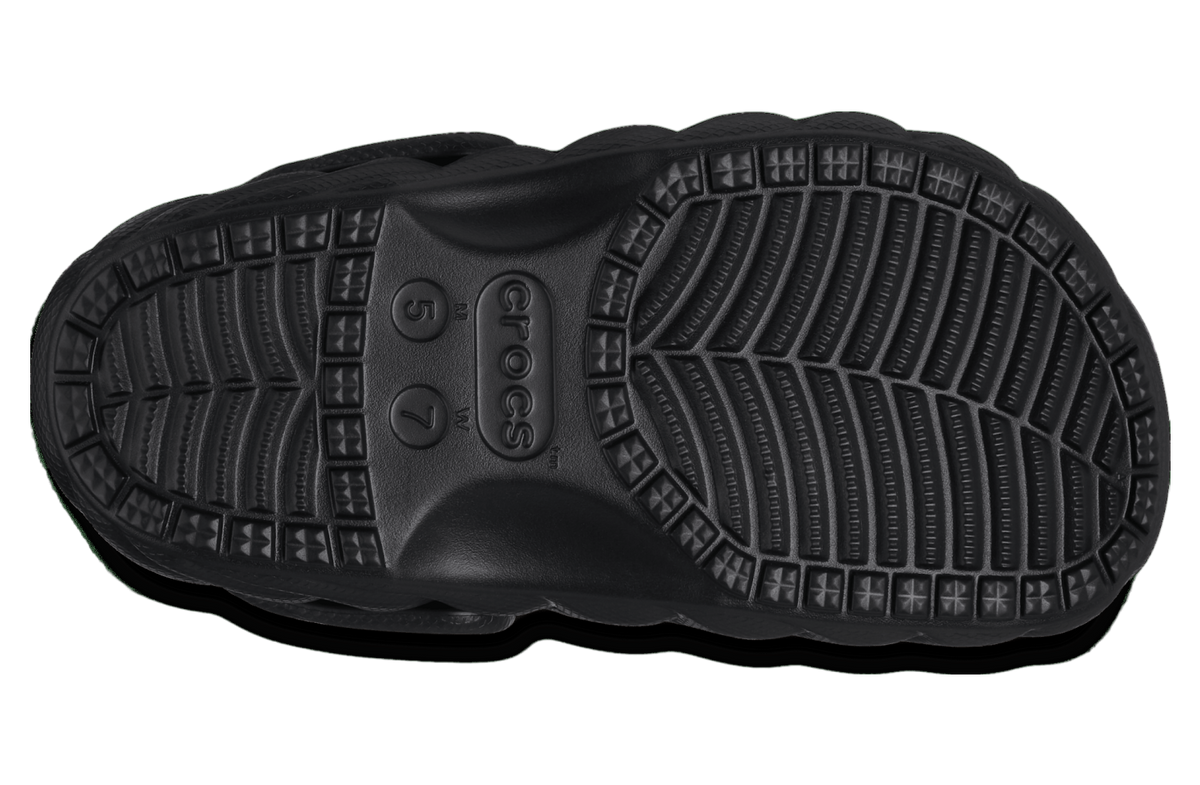 Crocs Classic Lined Overpuff Clog Black - Image 4