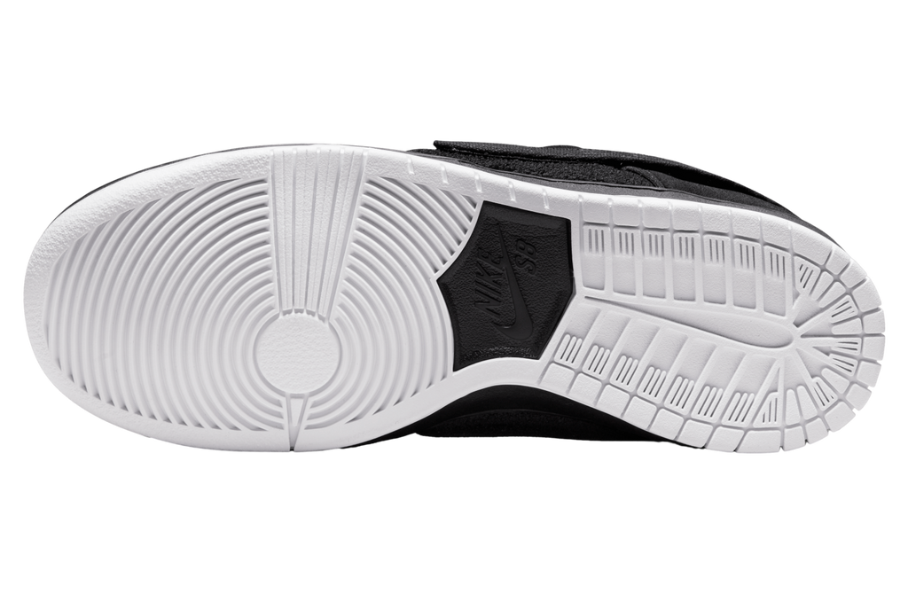 Gnarhunters x Nike SB Dunk Low - Image 3