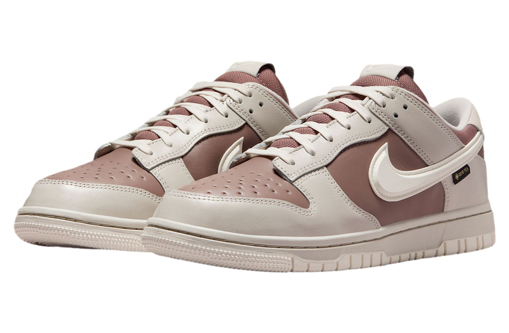 Gore-Tex X Nike Dunk Low - Image 2