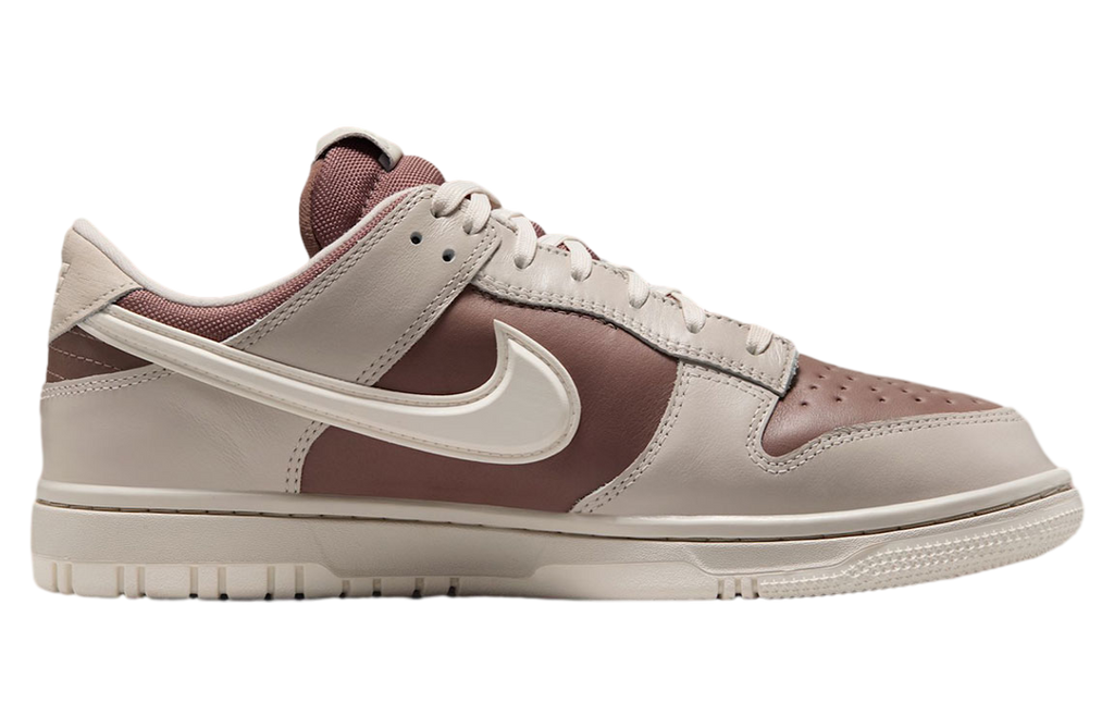 Gore-Tex X Nike Dunk Low - Image 3