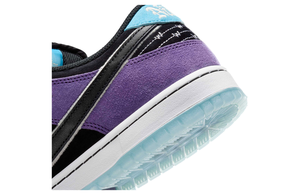 Hayley Wilson x Nike SB Dunk Low Court Purple / White - Image 9