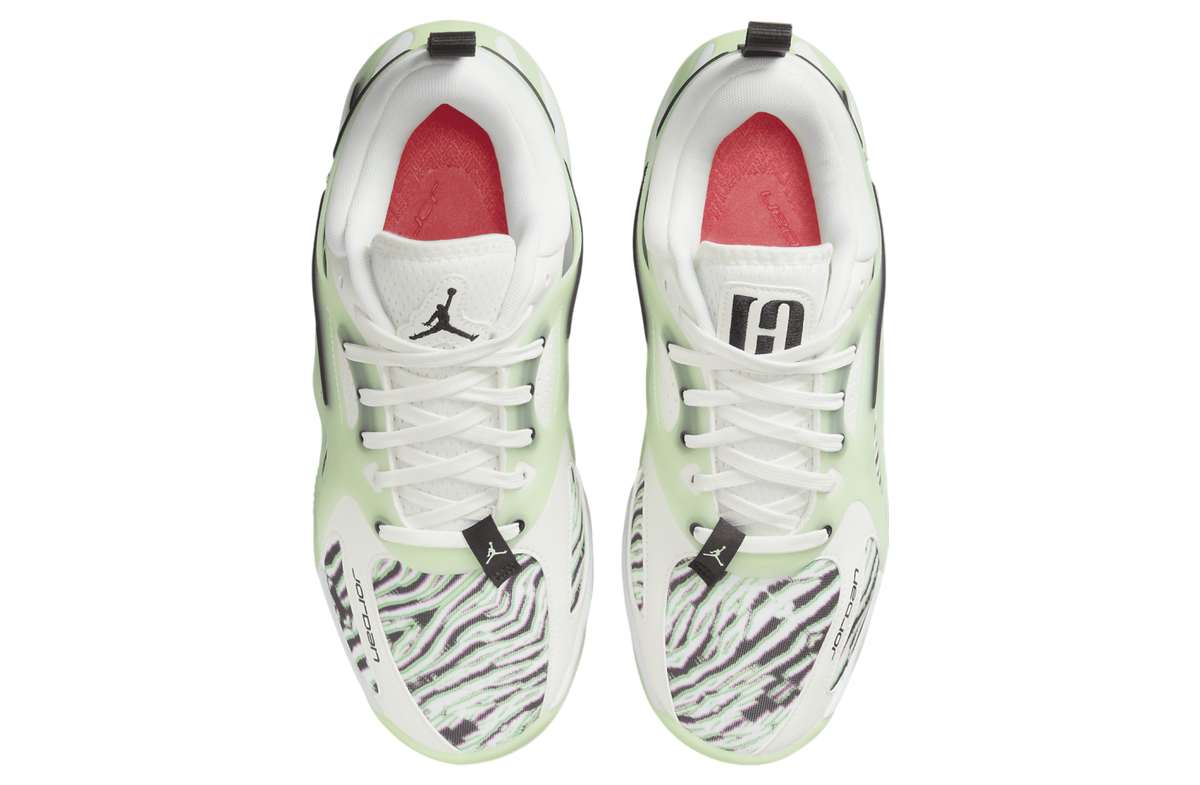 Jordan Heir Sail / Vapor Green - Image 4