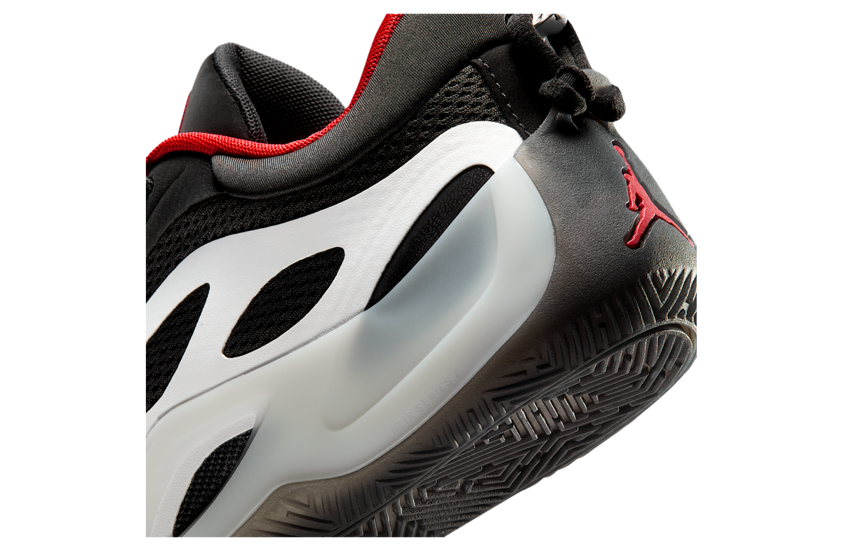 Jordan Heir Series 2 WMNS Black / University Red - Image 8