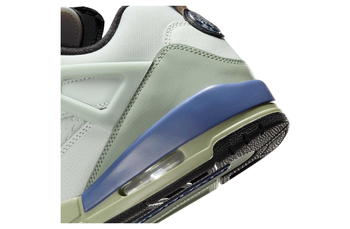 Jordan Spizike Low Metallic Silver / Jade Horizon - Image 7