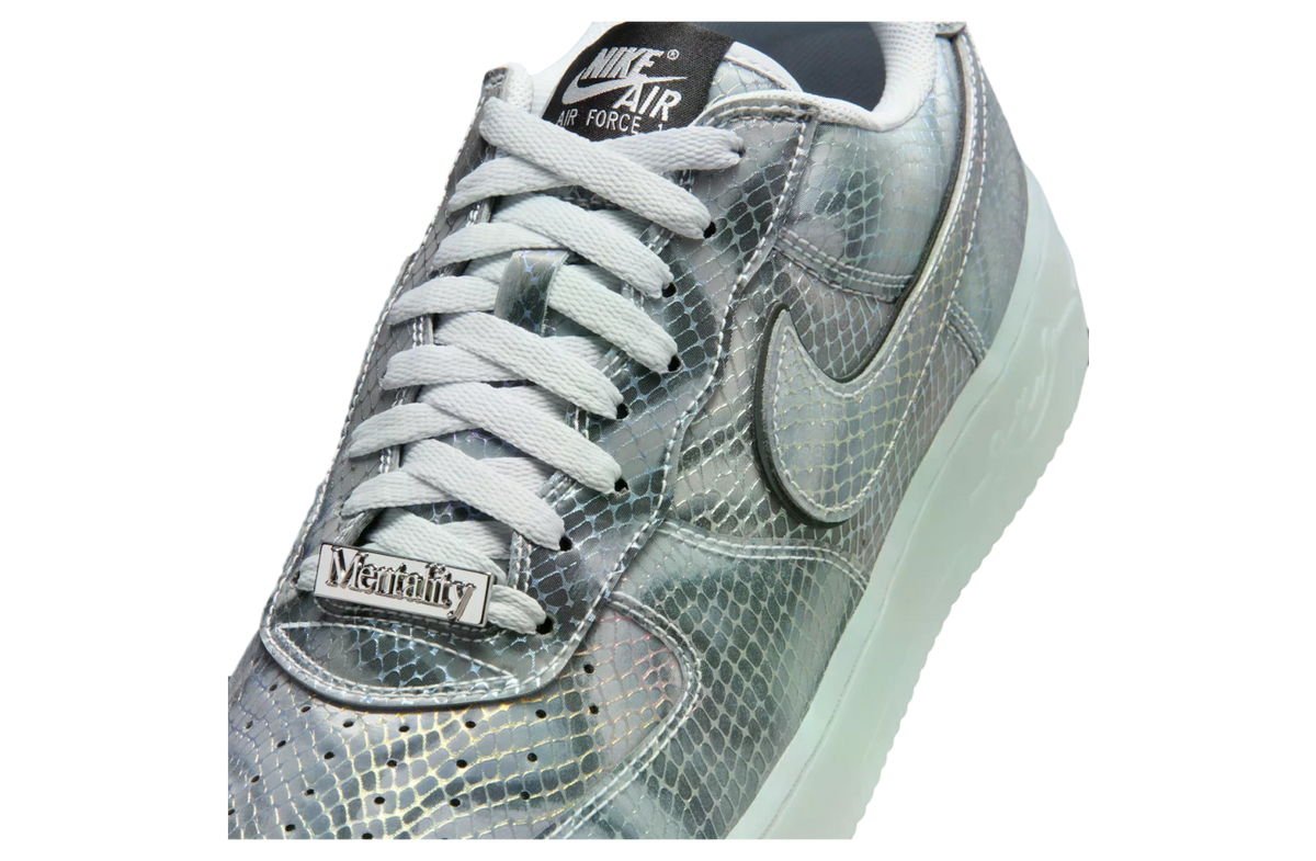 Kobe Bryant x Nike Air Force 1 Lenticular - Image 7