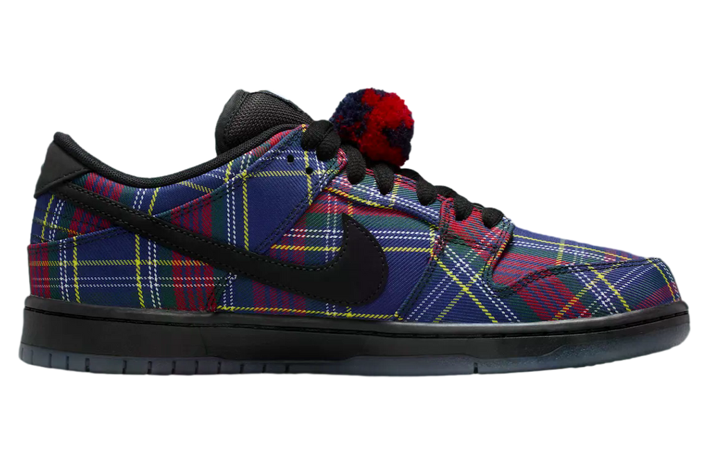 Nardwuar x Nike SB Dunk Low Pro - Image 3
