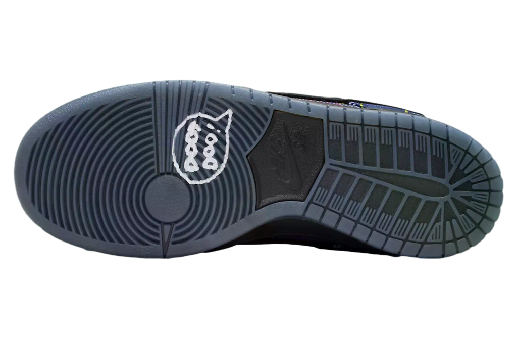 Nardwuar x Nike SB Dunk Low Pro - Image 5